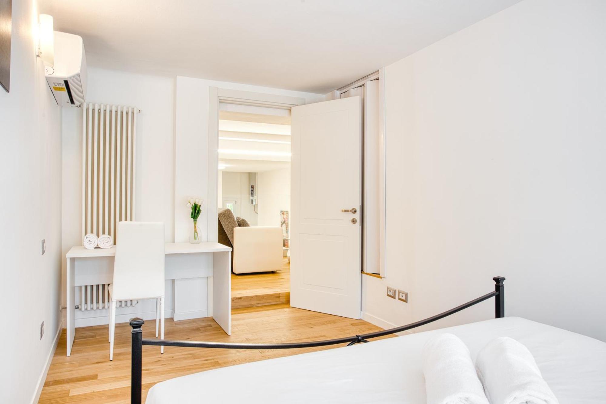 Walk To Navigli - Via Gola - 2 Bedrooms Apt Μιλάνο Εξωτερικό φωτογραφία